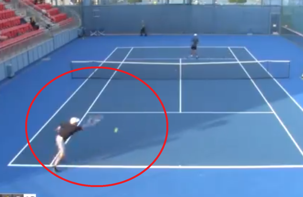 Otac ga preko veze ubacio na profesionalni turnir, izgubio 6:0, 6:0 bez osvojenog poena! Bez sumnje najgori teniser svih vremena (VIDEO)