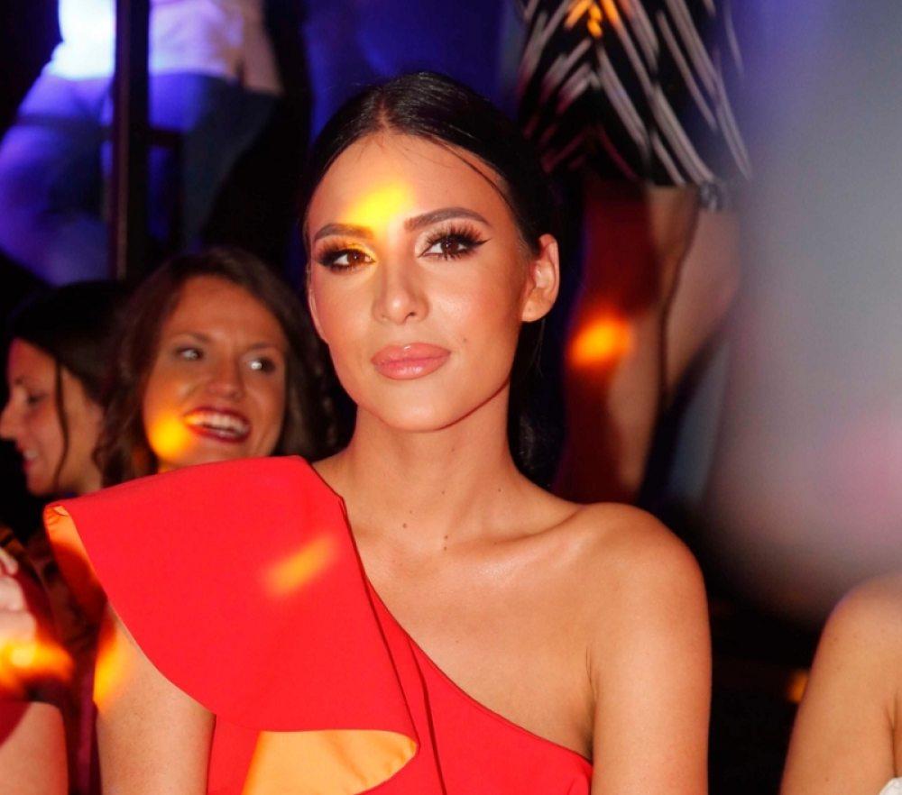 Kadrovi novog spota Anastasije Ražnatović izazvali ludilo na društvenim mrežama! Muškom polu neće biti dobro! (VIDEO)