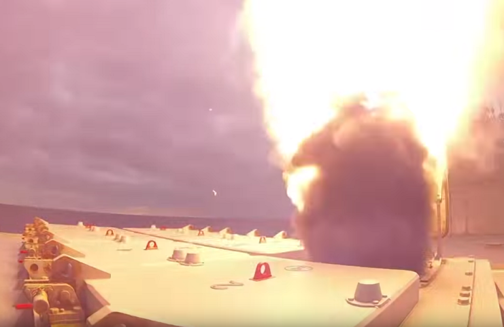 Poleteli projektili, oboren neprijateljski avion iznad Mediterana!