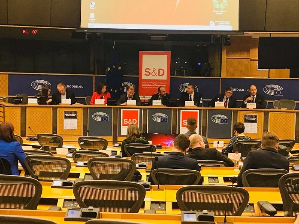 Đilas poveo ekipu u Brisel, ono što se tamo desilo generacije Srba će pamtiti i kao svoju sramotu (FOTO)