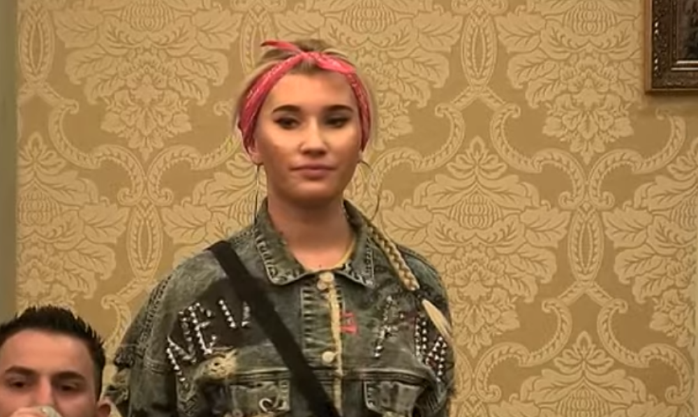 Barbi iz "Parova" pukao šlic, svi joj videli... (FOTO)