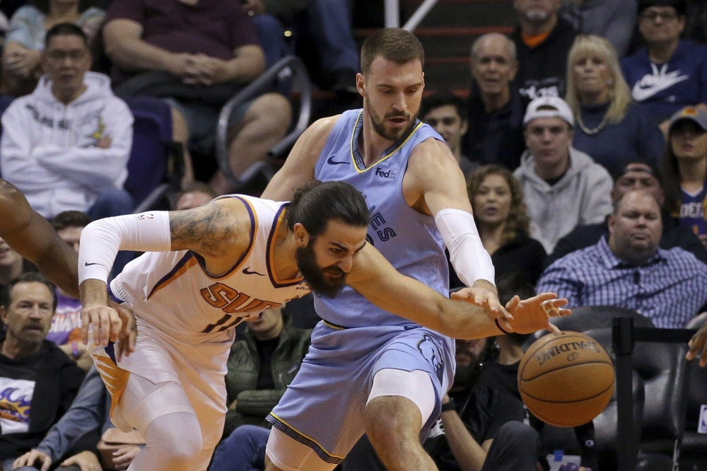 Meč kakav je želeo srpski selektor, gledao je u dva pravca! Gudurić dobio vreme na kašičicu, ali ostavio traga (VIDEO)