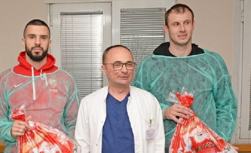 Lazić i Veličković u humanoj akciji za mališane iz Tiršove (FOTO)