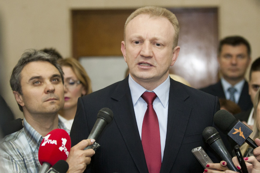 Đilas zloupotrebio doktorku