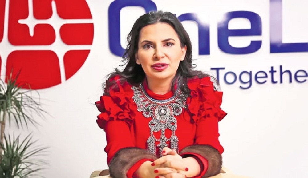 Kriptokraljica zgrnula pare i nestala! Dve su teorije: Štite je najmoćniji Bugari, ili - operacijama je promenila izgled i živi sa nemačkim adokatom