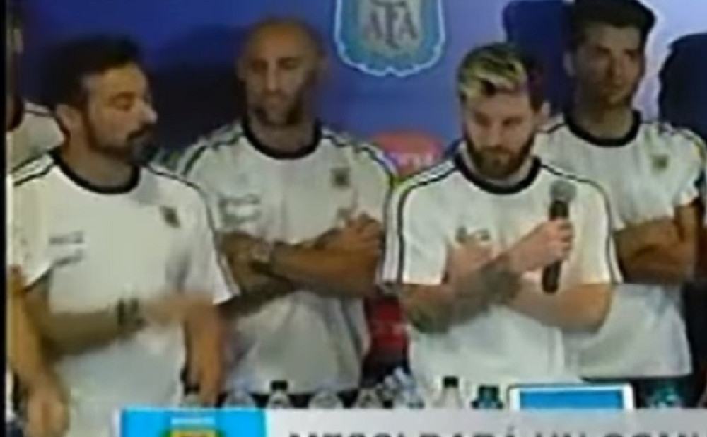 Pre dve godine bio najplaćeniji fudbaler sveta, a sada je završio karijeru emotivnom porukom! (FOTO)