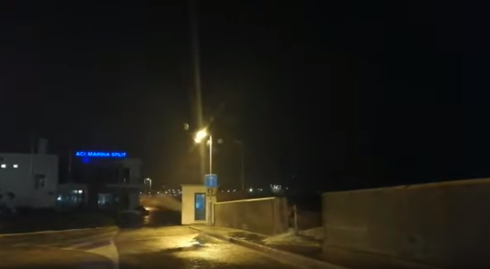 Udari vetra i do 114 km/h, prete poplave! Očekuje se nov udar! (VIDEO)