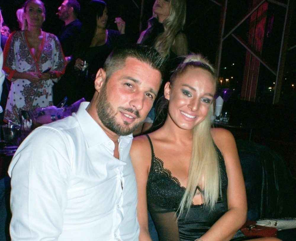 Marko i Luna zgrnuli pravo bogatstvo: Evo koliko naplaćuju svoj Jutjub kanal! (FOTO)