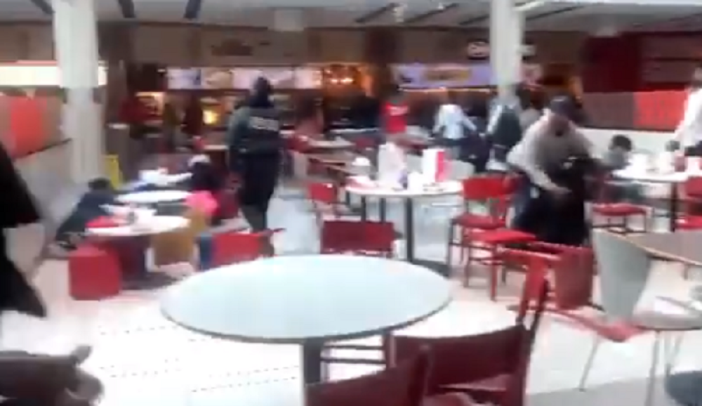 Pucnjava u šoping centru, jedna osoba ranjena (VIDEO)