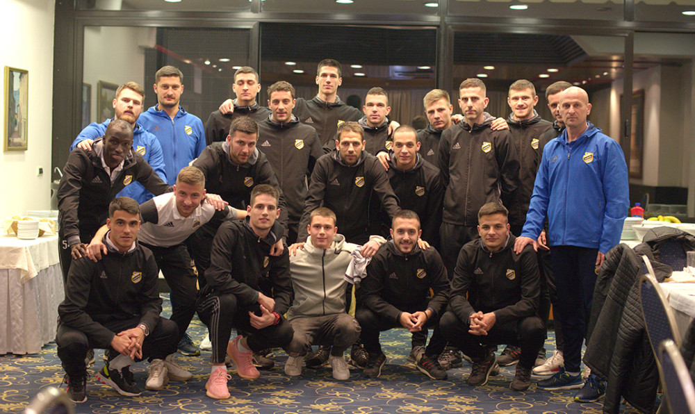 "Brđani" pred susret sa Zvezdom imali specijalnog gosta, po uzoru na Murinja nagradili svog kadeta (FOTO)