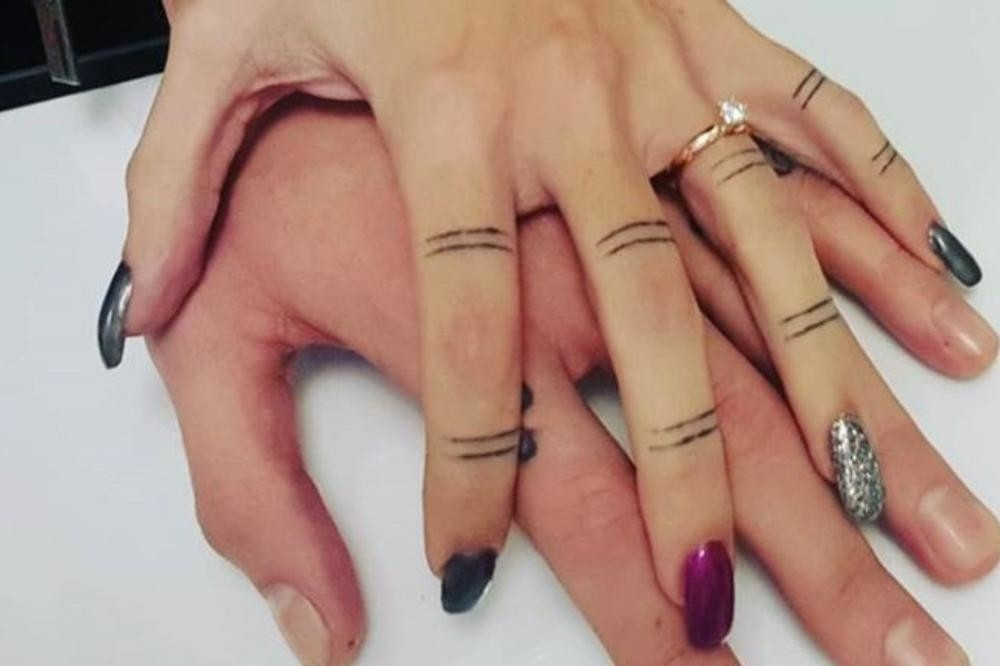 Naša pevačica pokazala verenički prsten: Udaje se za Rusa?