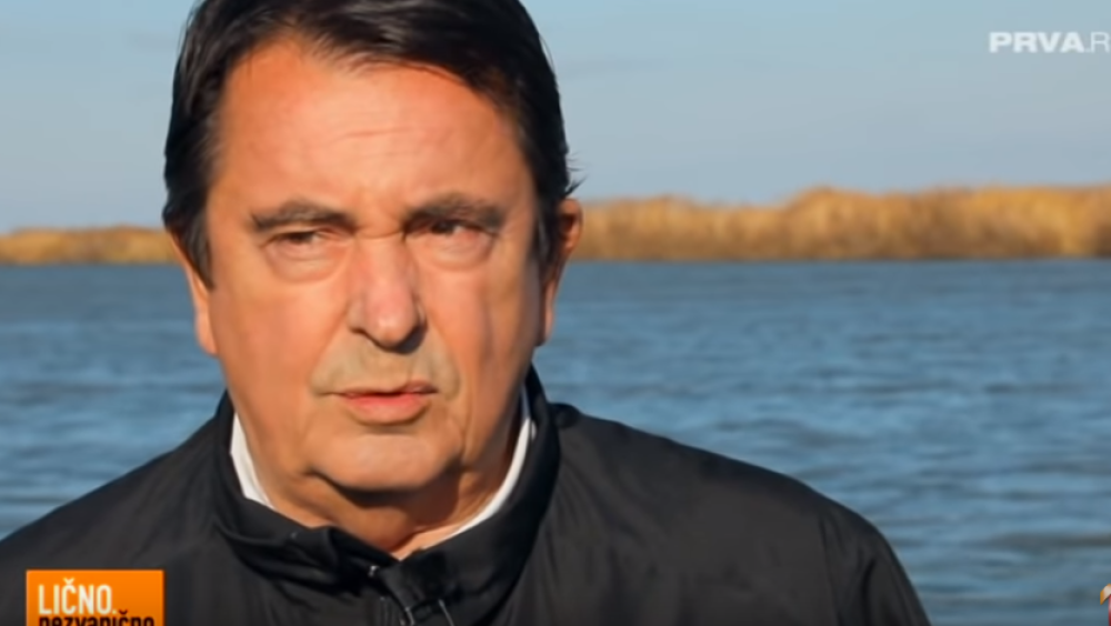 Srpski glumac Lane Gutović pokazao vikendicu u Vojvodini! Ovo je mesto gde odlazi da bude sam (FOTO)