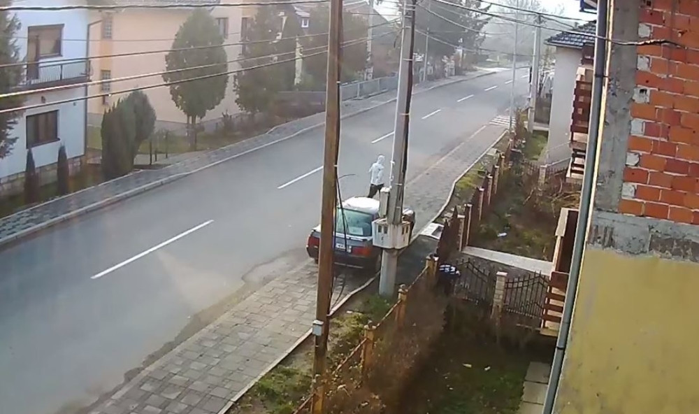 Snimak zbog kog se ledi krv u žilama! Sve se odigralo toliko brzo da nisu znali šta ih je snašlo (VIDEO)