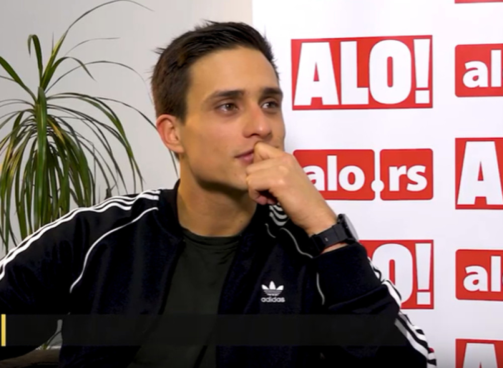 Slaven Došlo svim srcem podržao koleginice, glumac za "Alo" poručio da je krajnje vreme bilo da se predatorima stane na put (FOTO/VIDEO)