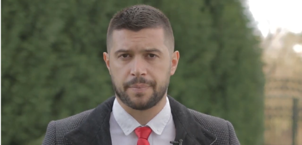 Dženan iz Bijelog Polja ustao za srpsku svetinju