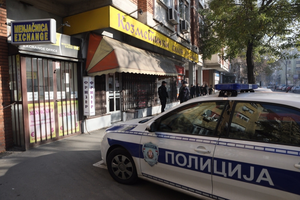 Usred bela dana obija kuće, samo ove nedelje odneo 400.000 dinara, građani u strahu