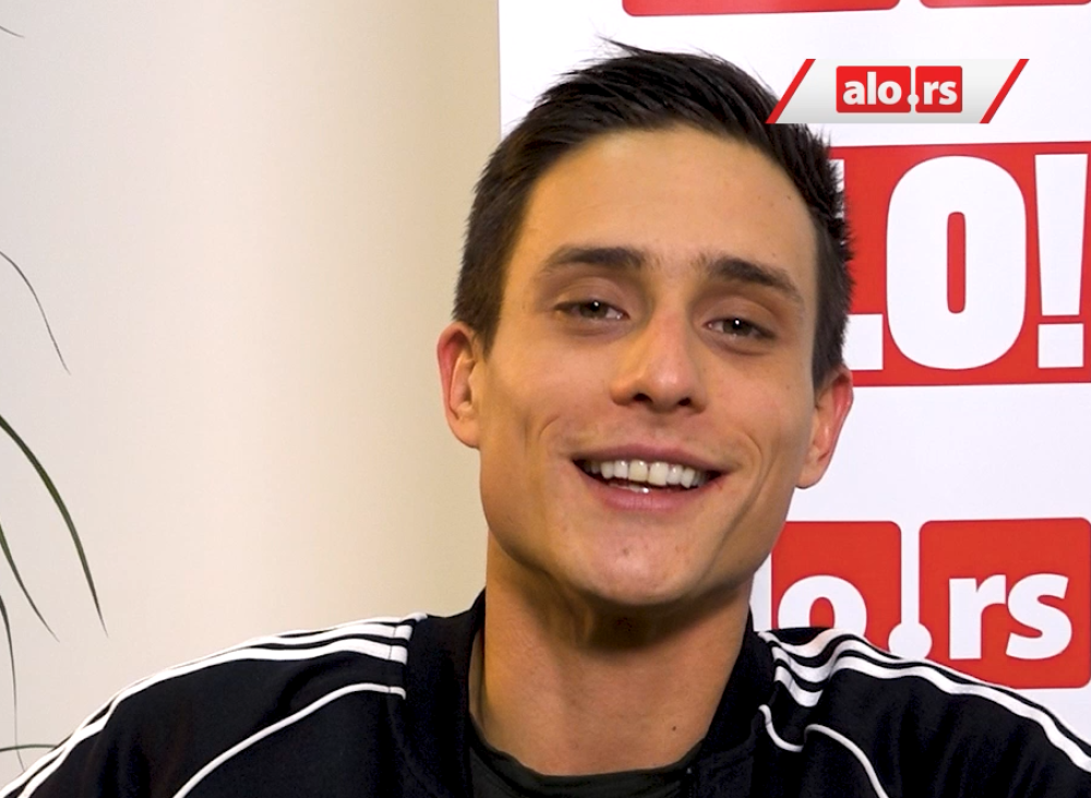 Fanovi razočarani novim imidžom Slavena Došla! (FOTO)