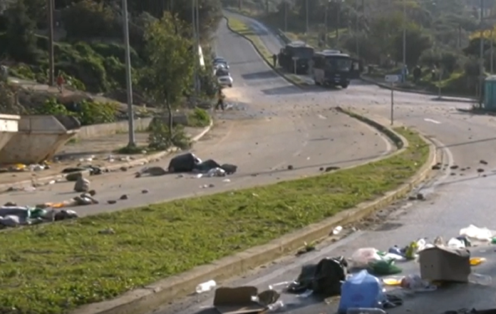 Hitno zatvoreni škola i vrtić!