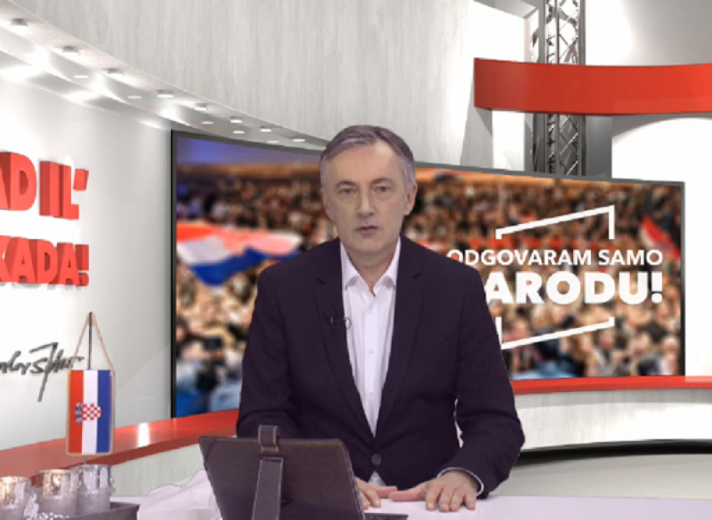 Upravo je postao bog političkog marketinga, ali ipak je previše patetično (VIDEO)