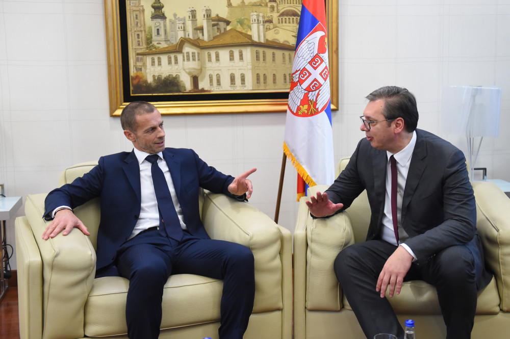 Vučić se sastao sa prvim čovekom UEFA