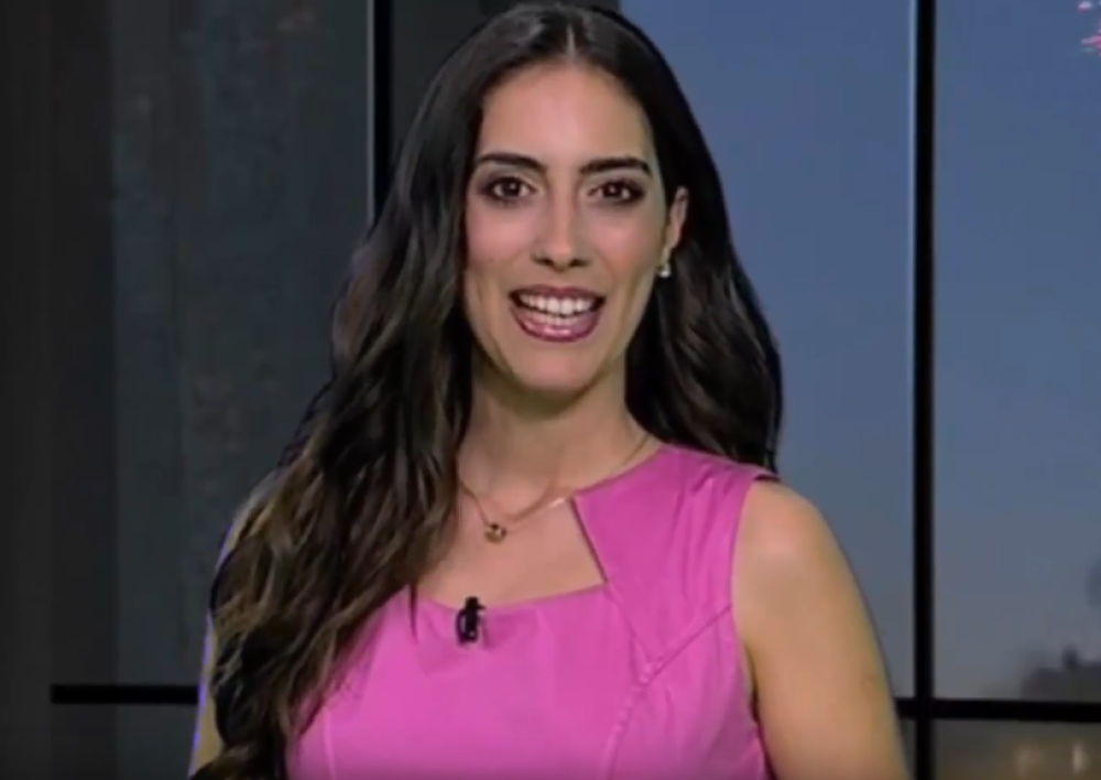 Ovo je najkraći minić koji ste ikada videli na televizijskim ekranima, Marija Egelja pokazala noge i dovela temperaturu do usijanja (FOTO/VIDEO)