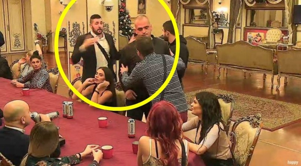 Novi lom u vili "Parova", obezbeđenje uletelo: Marinković napravio haos