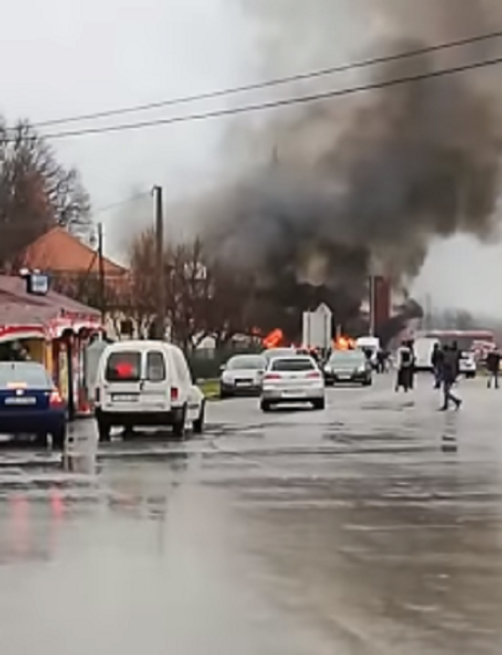 Pet osoba povređeno, među njima i dete!