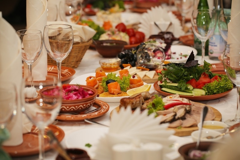 Poštujte ova pravila i tokom praznika se nećete ugojiti ni gram