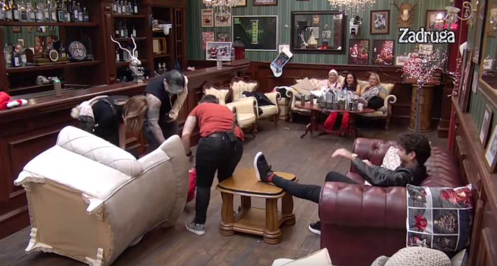 Gagi se odjednom srušio, Matora i Natalija mu odmah ukazale pomoć (VIDEO)