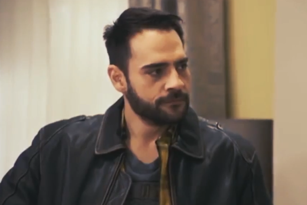 Komšije razotkrile popularnog glumca: Evo koliko je uobražen, šta najviše pazari, a kad mu spomenu devojku kaže samo jedno