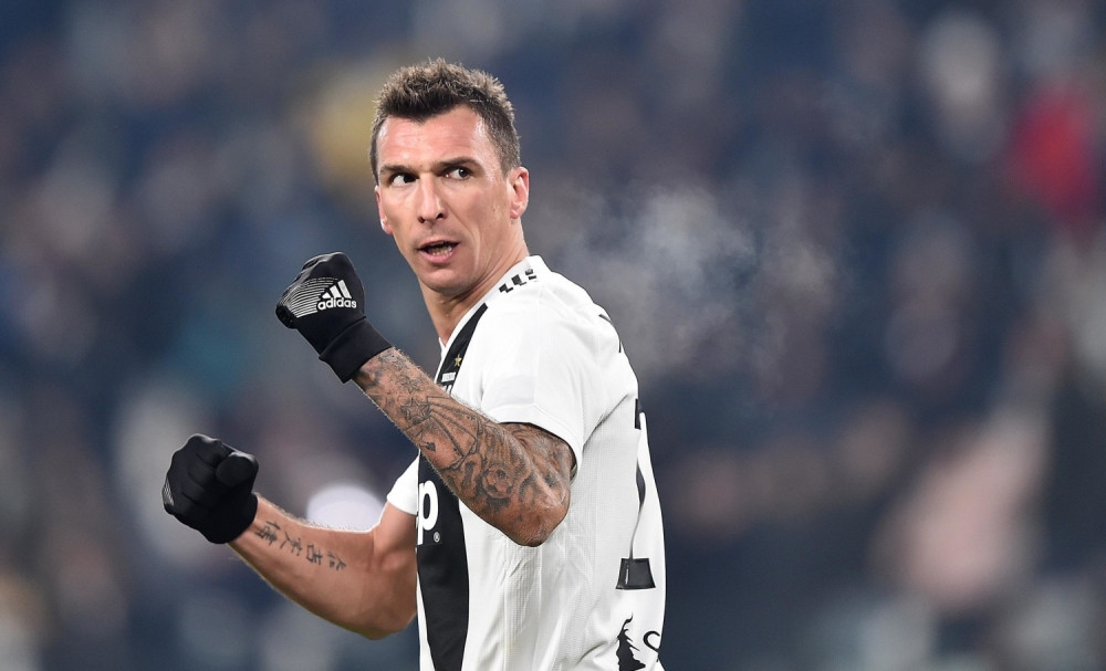 Navijači poslali šokantnu poruku Mandžukiću, Italija očima ne veruje (FOTO)