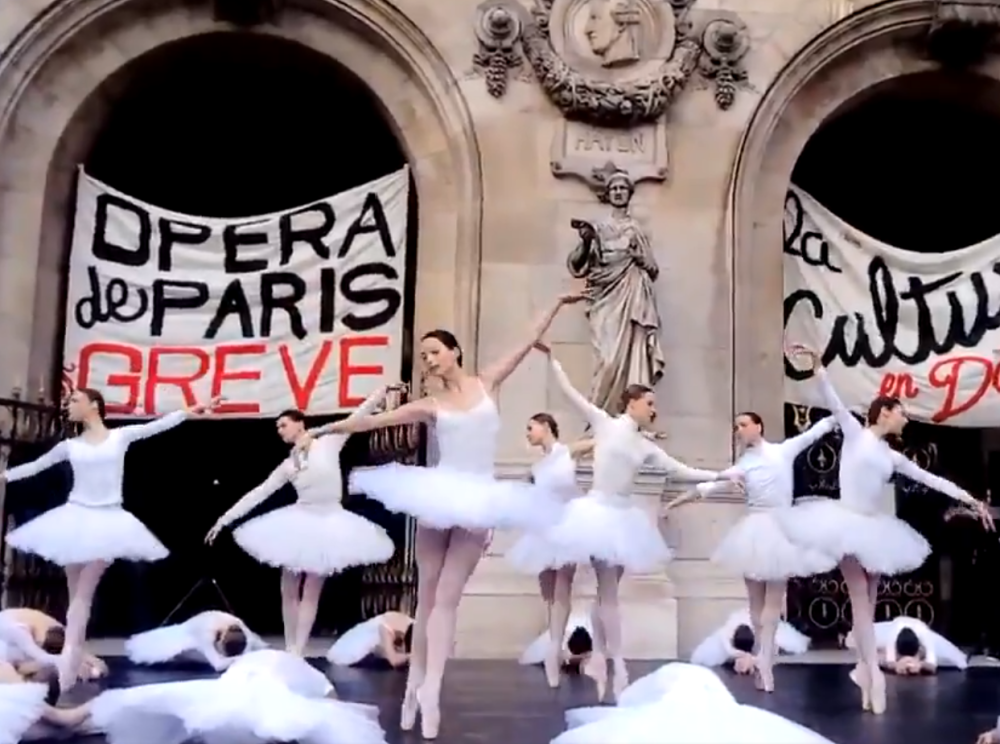 Zgodne francuske balerine cipelama udarile na Makrona! (FOTO, VIDEO)