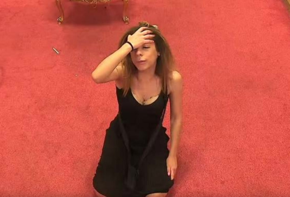 Pred čitavom nacijom pokazala golo telo, a životna priča učesnice "Parova" je tragična!