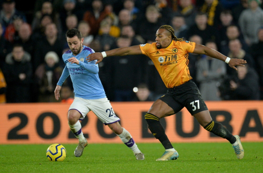 Znate ga kao najsnažnijeg igrača Premijer lige, ali ono što radi sa dečijim uljem je više nego bizarno