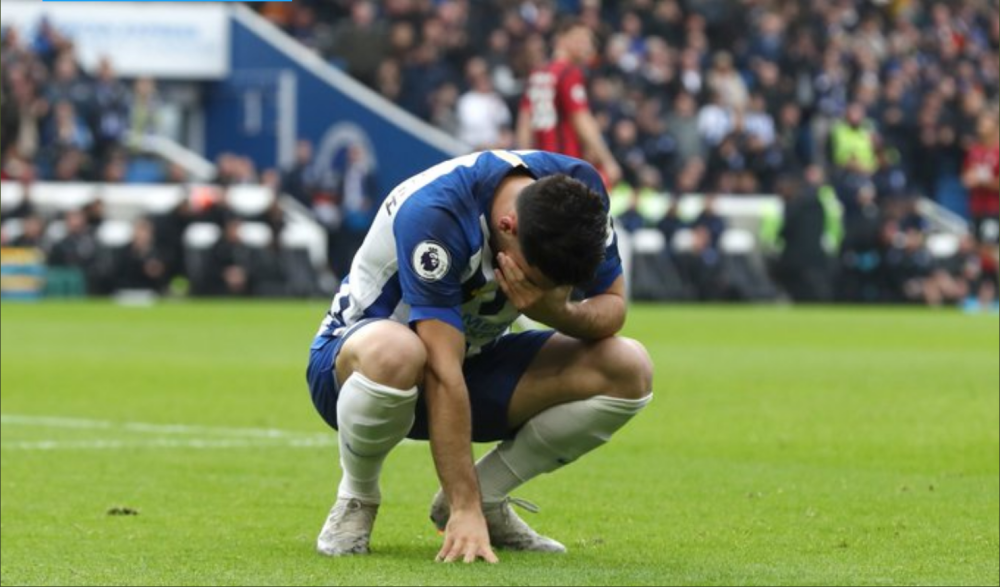 Fudbaler ronio suze posle gola! Veliki problem ga je morio i emocije su momentalno buknule!  (VIDEO)