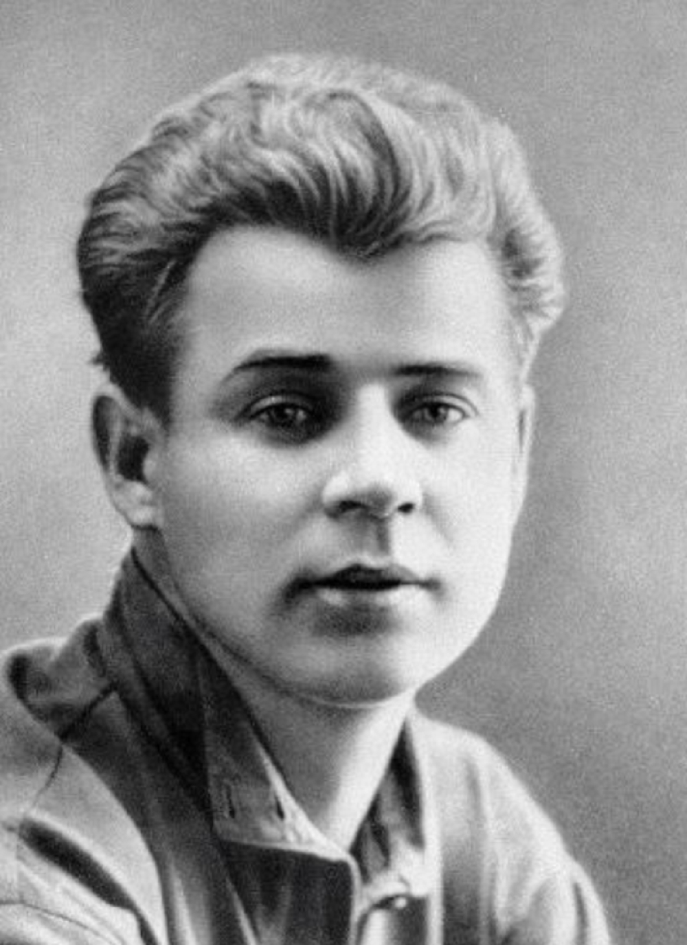 Da li je krvlju ispisana pesma ključni dokaz da se Jesenjin ubio ili da ga je ubila tajna policija?