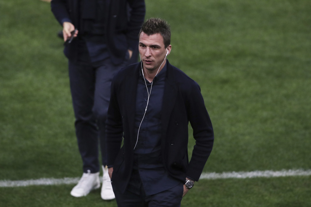 Mandžukić se vezao ugovorom sa novim klubom do 2021. godine (FOTO)