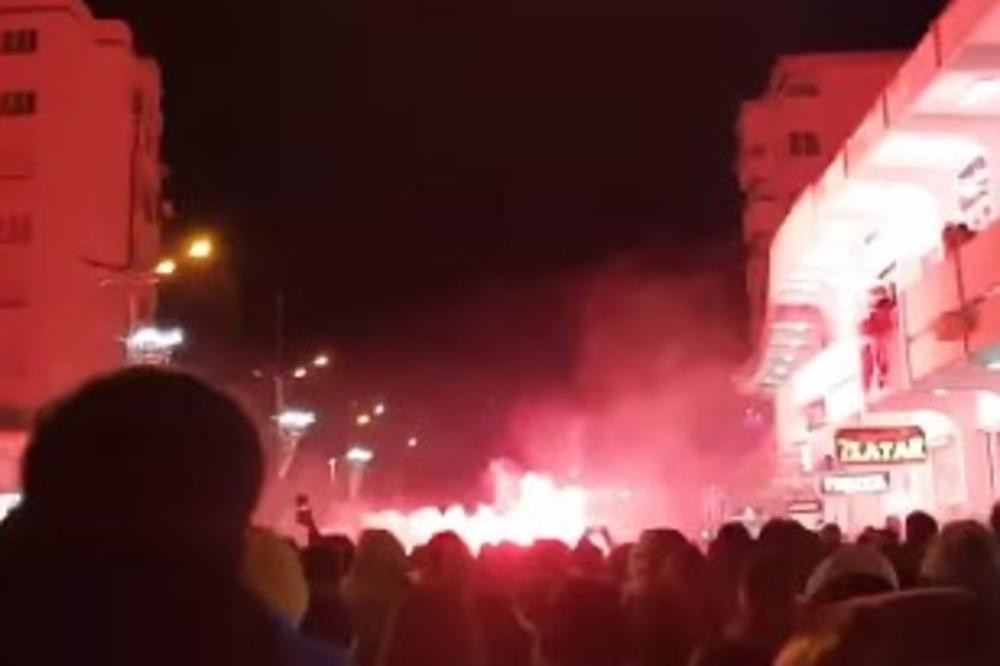 Pobuna u Baru, ulice Budve krcate, pravoslavci ne daju svetinje! (VIDEO)