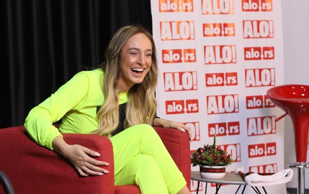 Luna Đogani žestoko odbrusila novinaru: "Jesi lud? Šta misliš, bre, ti?"