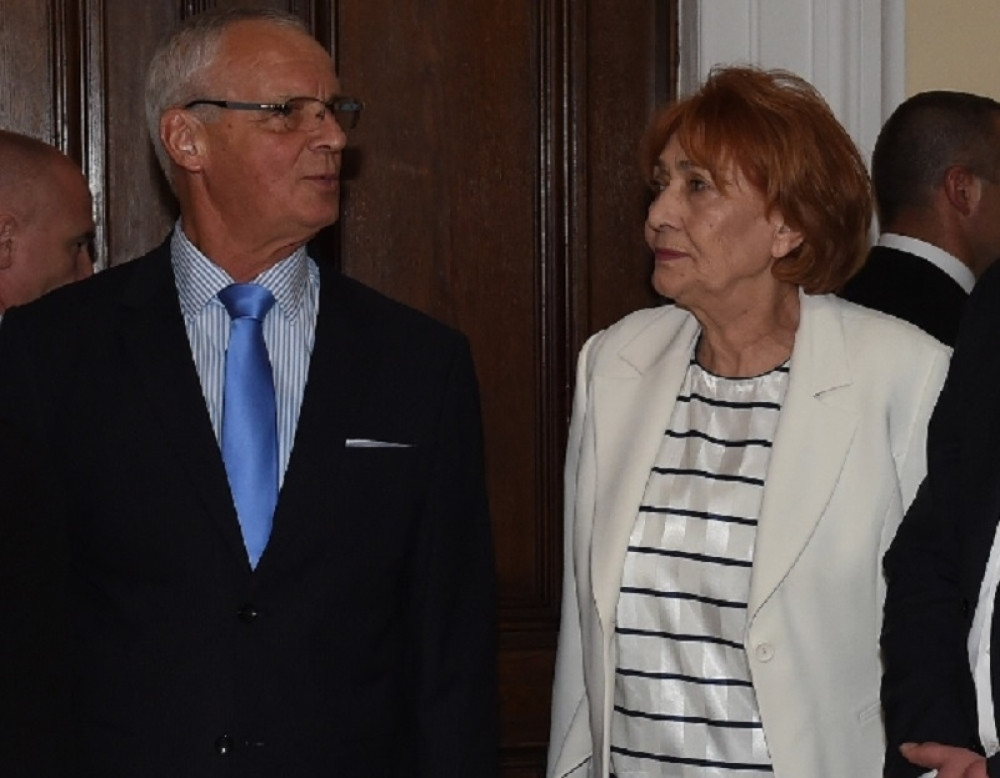 Emotivna ispovest Vučićevih roditelja i nikad ispričana priča o predsedniku Srbije