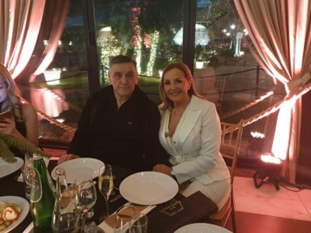 Ana Bekuta za Novu godinu od Mrke dobila poklon od koga zastaje dah!