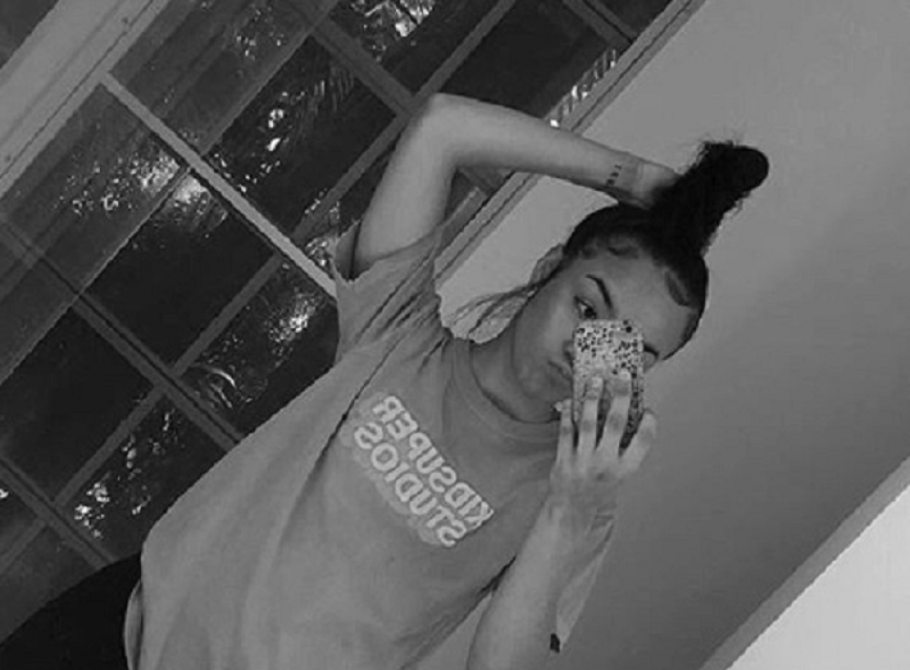 Umrla mlada reperka (21): Kolege se opraštaju emotivnim porukama, a glavno pitanje je šta je uzrok smrti