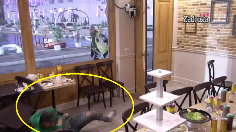 Bora Santana se onesvestio od alkohola! Sve porušio pred sobom, obezbeđenje odmah skočilo (VIDEO)