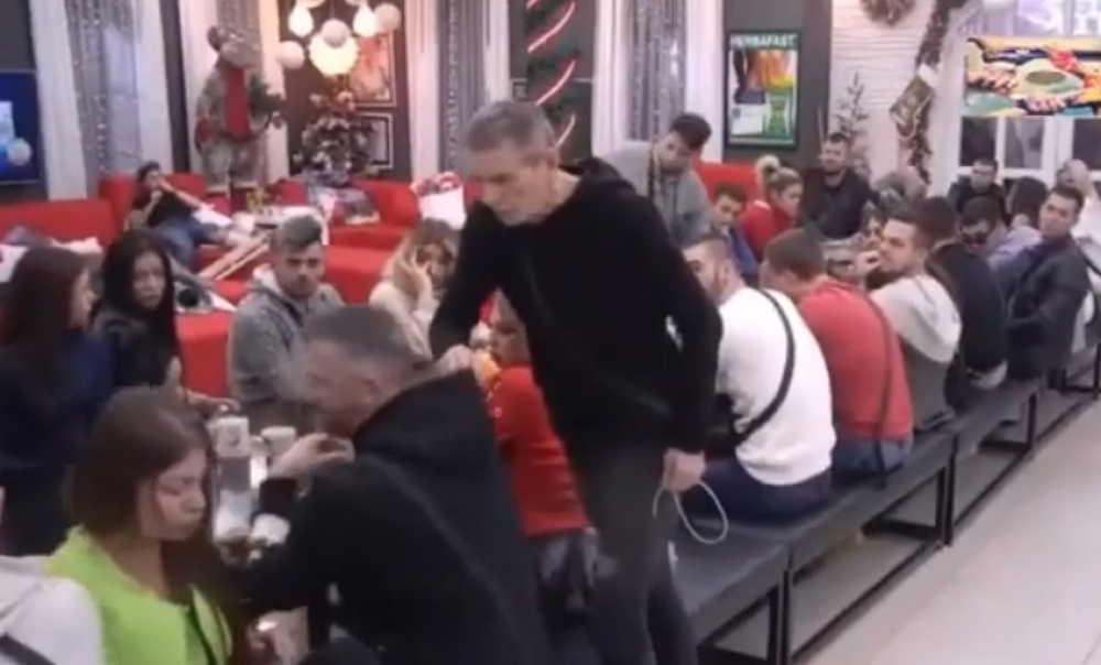 Dragana Mitar polila Edisa vrelom kafom: Ovo je malo ko uspeo da vidi (VIDEO)