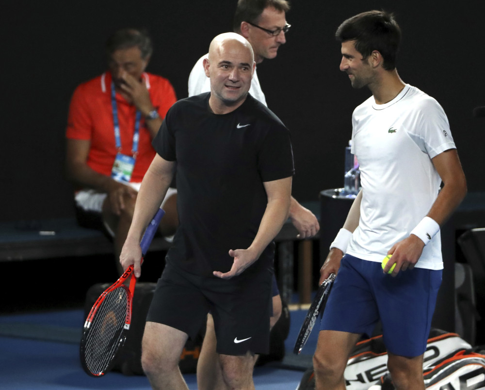 Bivši Đokovićev trener mu zabio nož u leđa, baš kao što to rade navijači njegove supruge! (VIDEO)