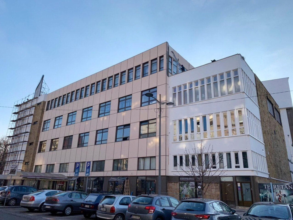 Oronula fasada Sportskog centra Tašmajdan obnovljena (FOTO)