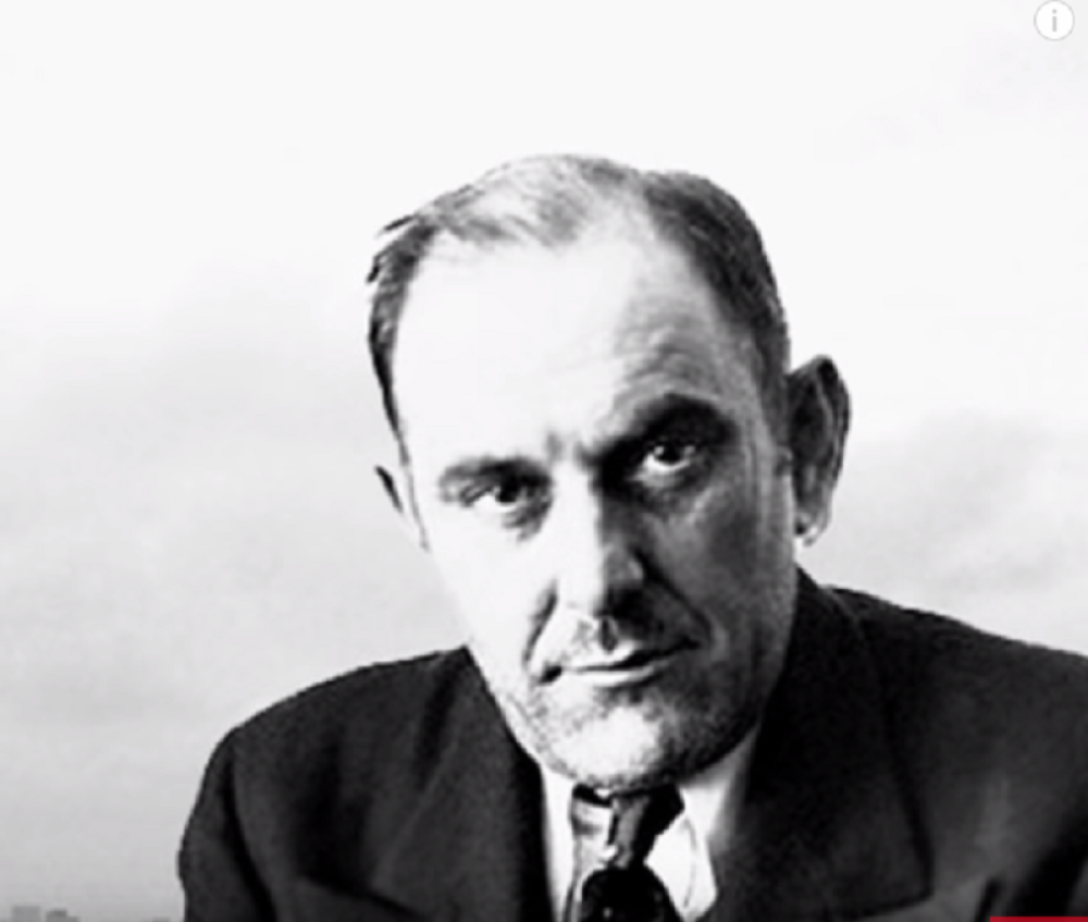 Uspelo mu da "proda" Ajfelov toranj, a onda se zaleteo na moćnog Al Kaponea. Sve je krenulo po zlu