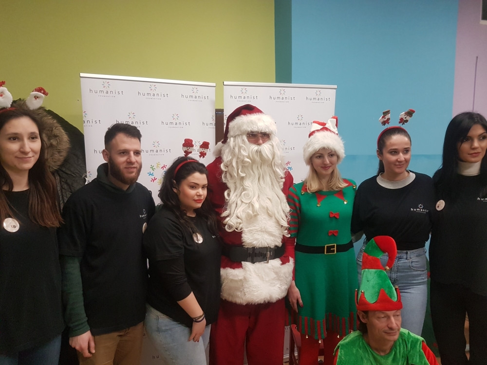 "Humanist" donirao preko 400 paketića dečijem svratištu na Novom Beogradu!