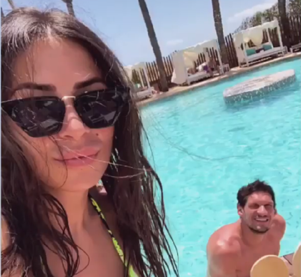 Gospodin i gospođa Marjanović ne mogu jedno bez drugog! Prelepa Milica objavila sliku gde Bobi ne liči na sebe (FOTO/VIDEO)