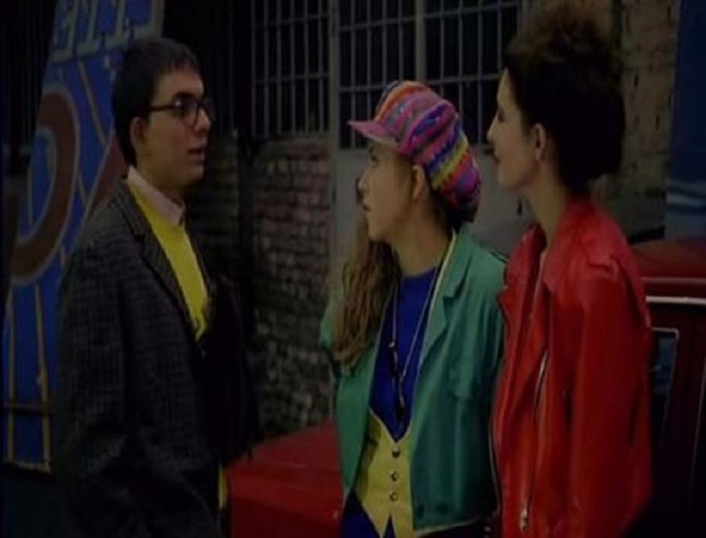 Da li se sećate štrebera Race iz ''Mi nismo anđeli''? Evo kako danas izgleda